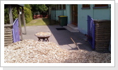 Der Rest mit der Schubkarre...