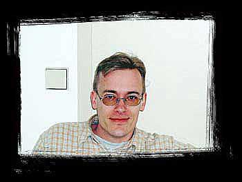 In Speyer beim Jugendgemeinschaftswerk des Caritasverbands Speyer, April 2002